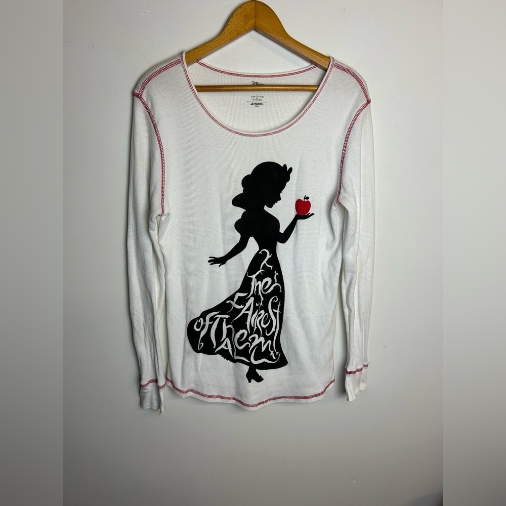 Disney Snow White‎ Women's Long Sleeve Blouse waffle knit Novelty print size L